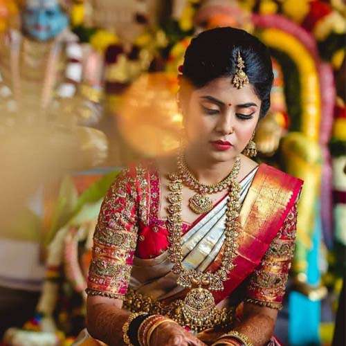 Woven Dreams: The Craftsmanship of Bridal Kanjivaram Sarees