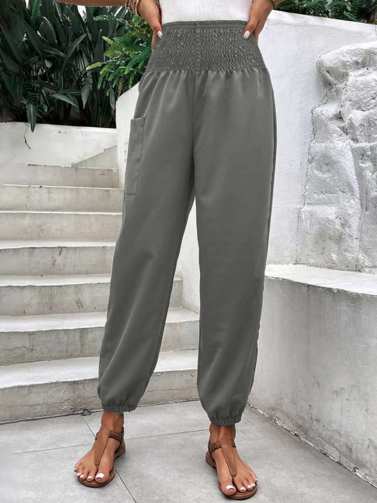 How to choose the right fabric for women’s smart joggers?